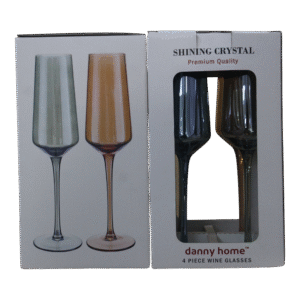 Set de 4 copas de vidrio.
