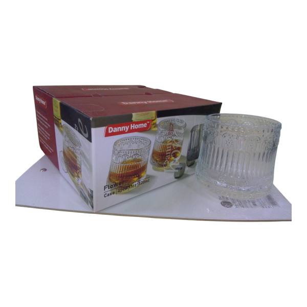 Set de 4 vasos de tragos vidrio.