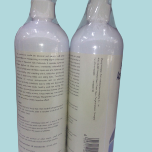 Shampoo para mascotas antiacaros.