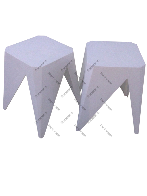 Asiento banquito de plástico.