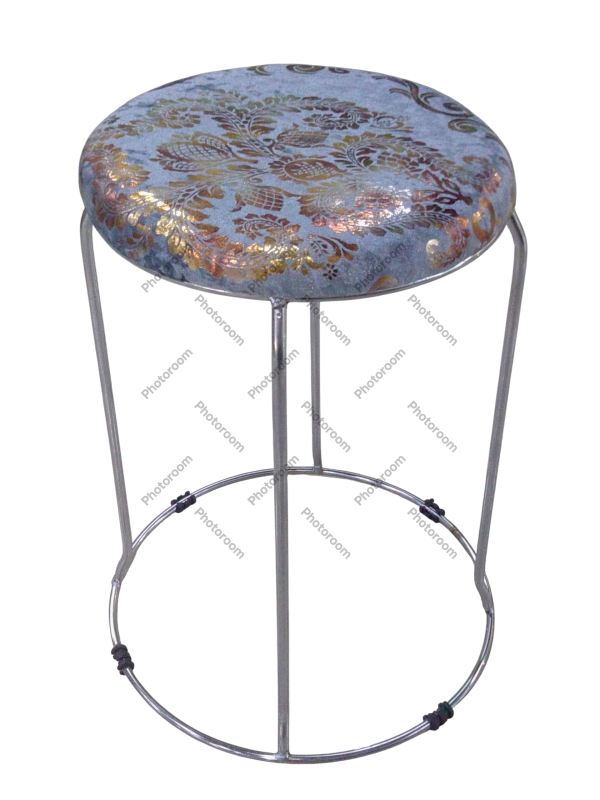 Asiento banquito de metal. - Imagen 2