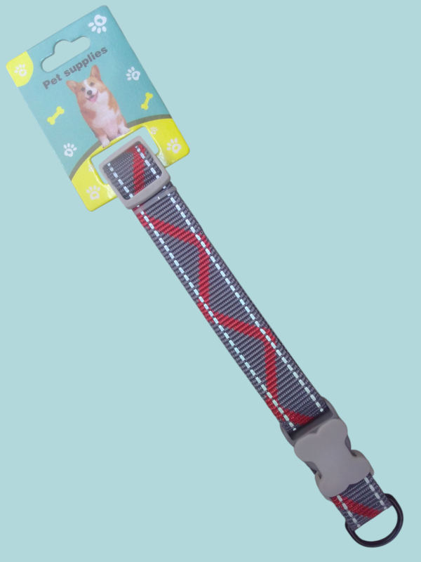 Collares para mascotas ajustables a su tamaño.