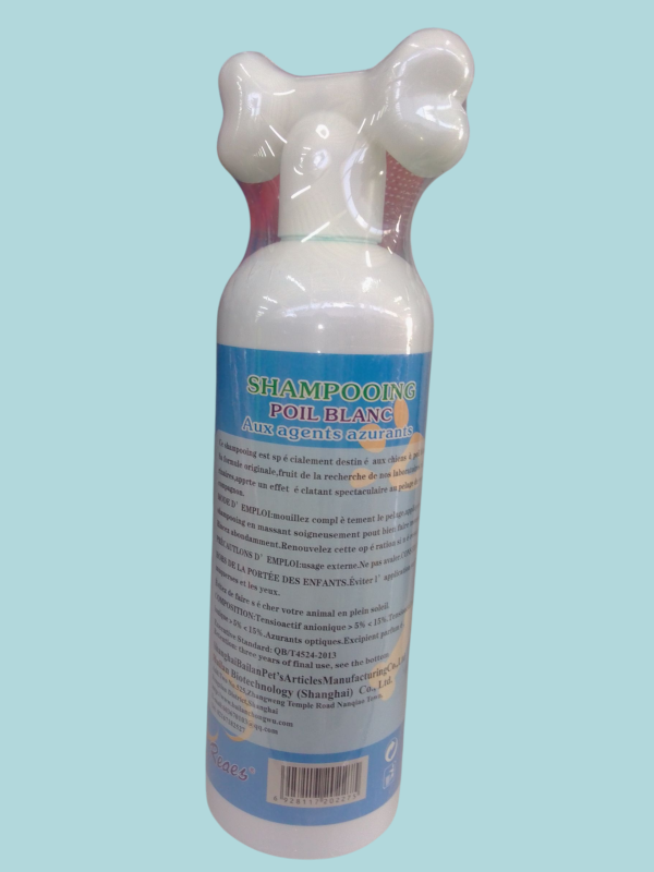 Shampoo para mascotas.