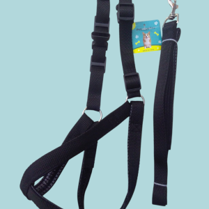 Pechera ajustable con rienda para mascotas.