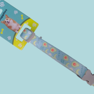 Collares para mascotas ajustables.