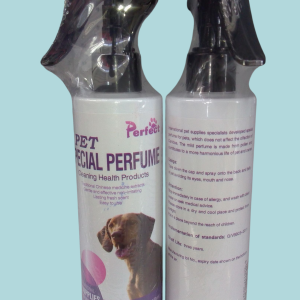 Spray especial perfumado para mascotas.