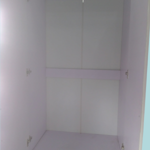 Ropero de 4 puertas.
