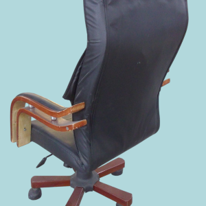 Silla giratoria reclinable para el jefe.