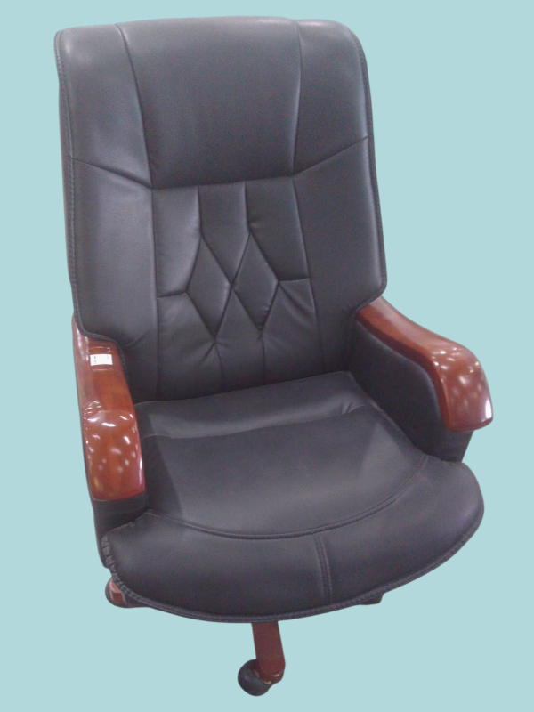 Silla del jefe. - Imagen 3