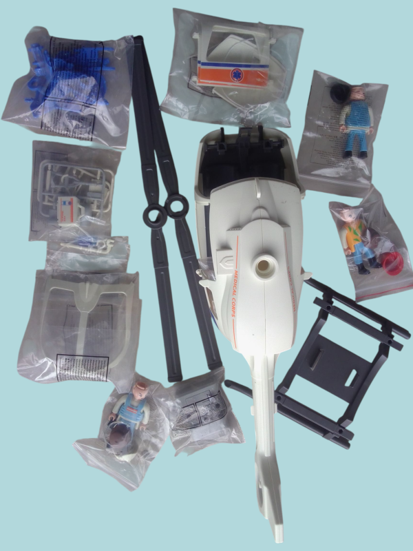 Helicóptero médico primeros auxilio. - Imagen 2