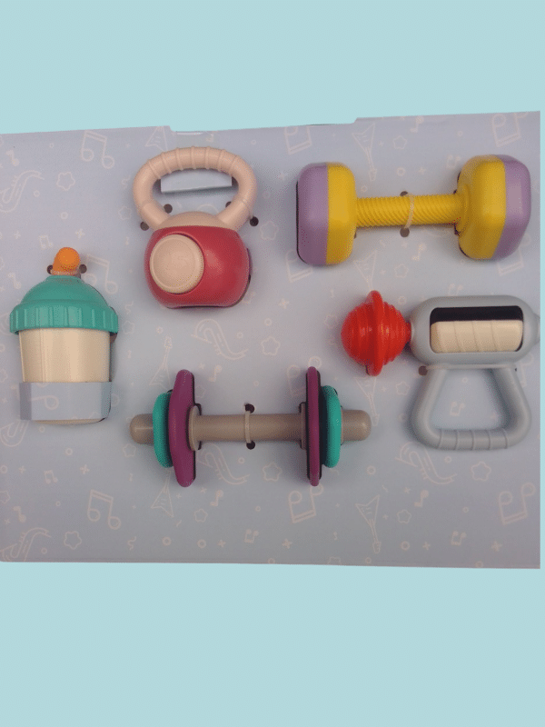 Set de cascabeles o sonajeros para bebés.