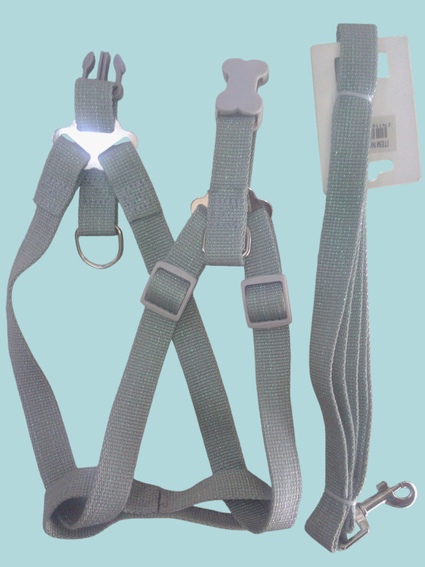 Pecheras con correas para mascotas.
