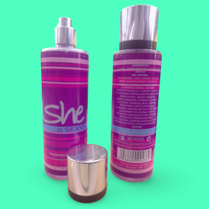 "SHE IS SEXY.". BODY PARA DAMAS.