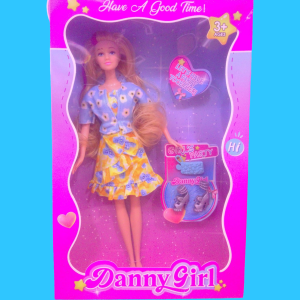 MUÑECA DE VESTIR. DANNY GIRL.