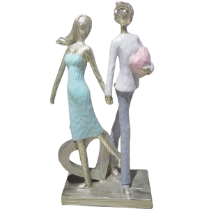 Adornos de porcelana par de novios de la mano caminando.