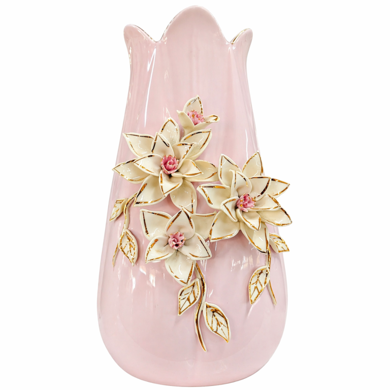 Jarrón Rosado Clásico con Relieve Floral
